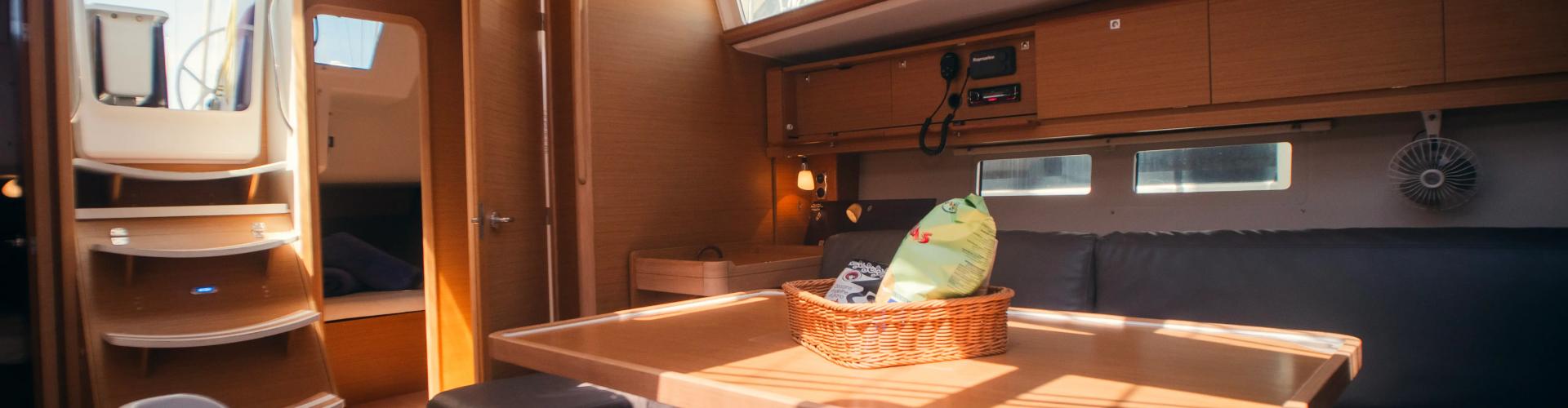 2018. Dufour 460 GL
