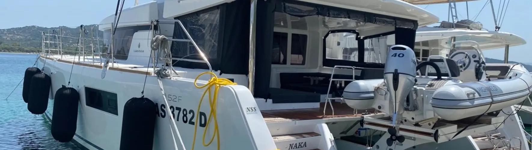Lagoon 52