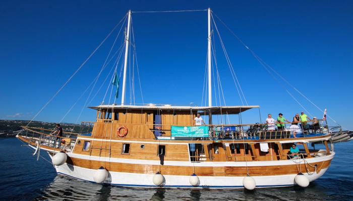 Traditionelles Kreuzfahrtschiff Dalmatinka