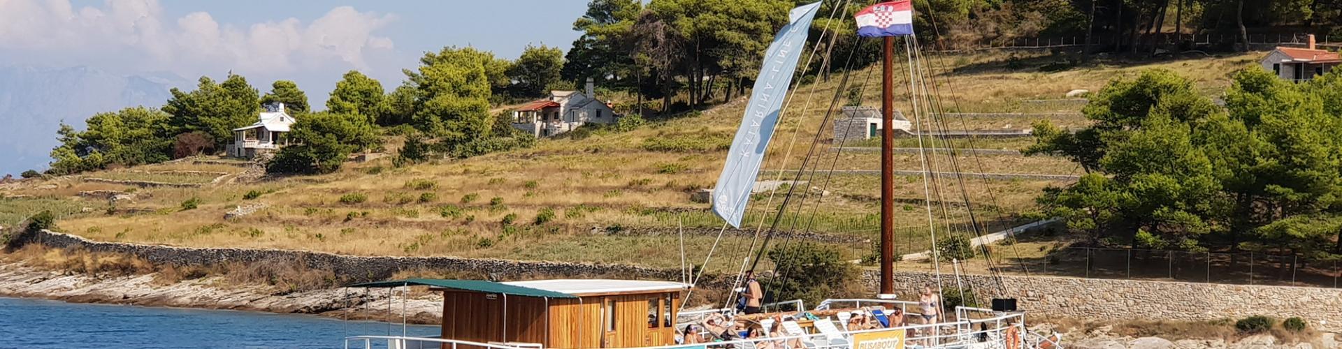 1943. Traditionelles Kreuzfahrtschiff Omladinac
