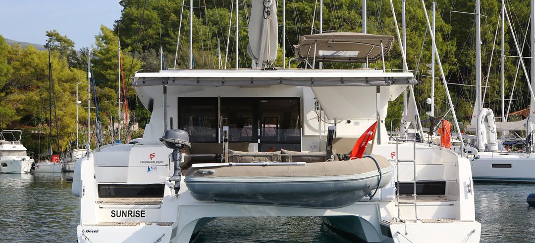 Fountaine Pajot Lucia 40