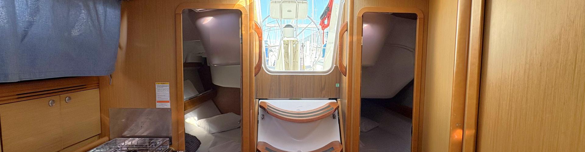 2011. Sun Odyssey 36i