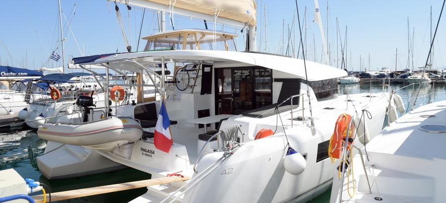 Lagoon 42