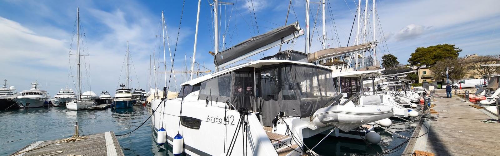 Fountaine Pajot Astréa 42