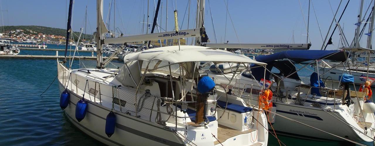 Bavaria Cruiser 36