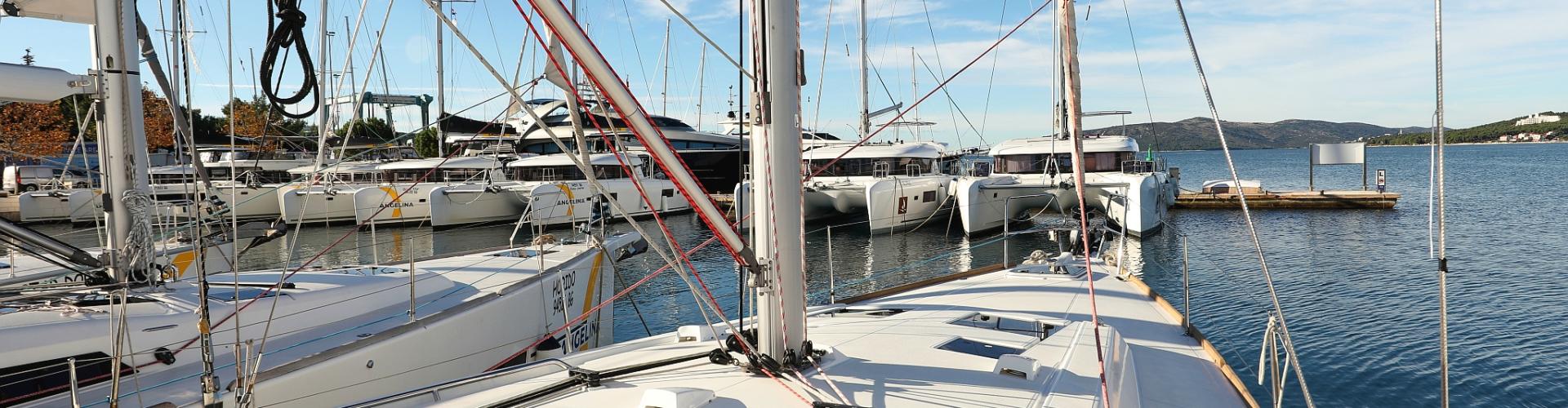 2017. Oceanis 45 ( 3 cab.)