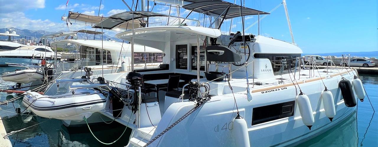 Katamaran Lagoon 40