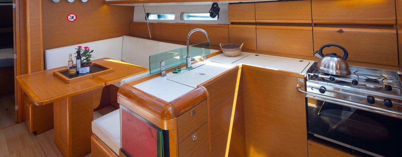2016. Sun Odyssey 419