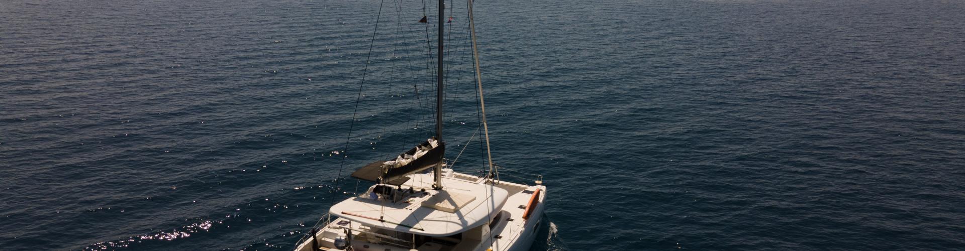 Lagoon 42