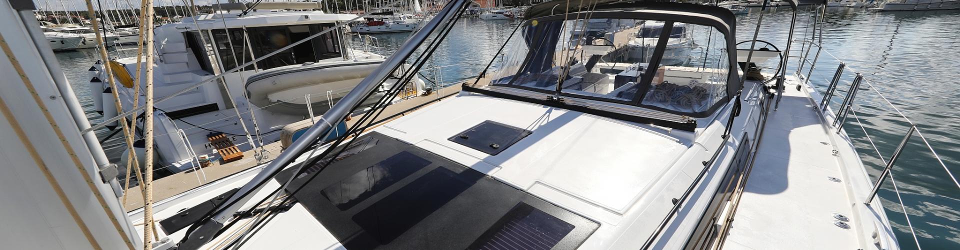 2024. Dufour 530