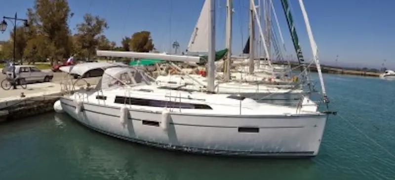Bavaria Cruiser 37