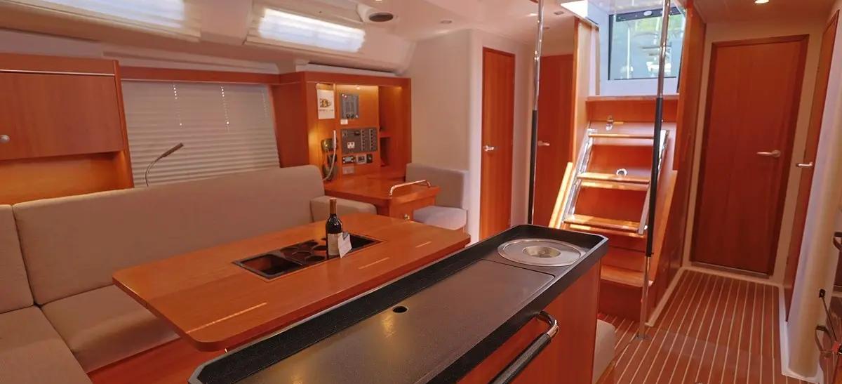 2016. Hanse 505