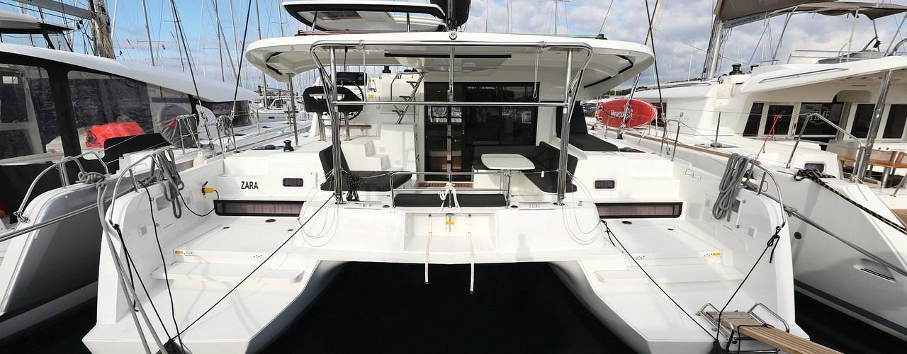 Lagoon 42