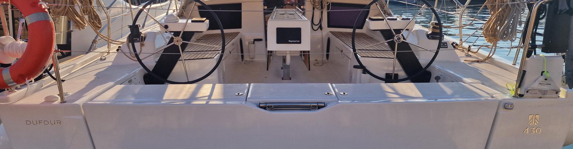 Dufour 430
