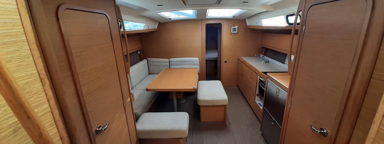 2016. Dufour 460 GL