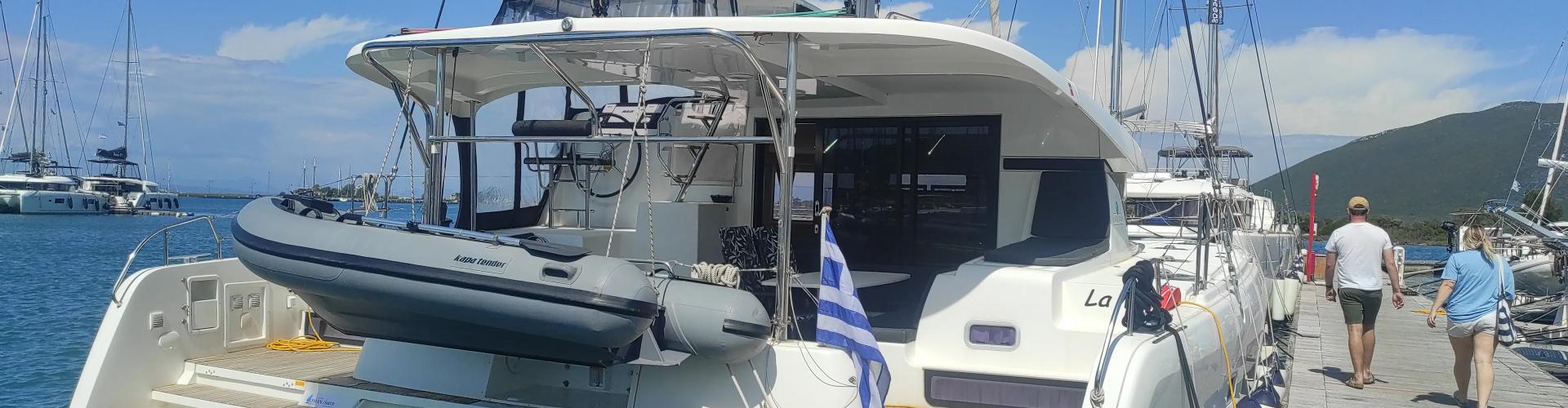 Lagoon 42