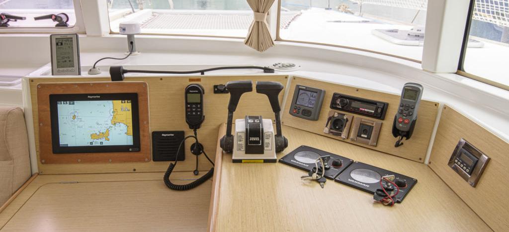 2010. Lagoon 440