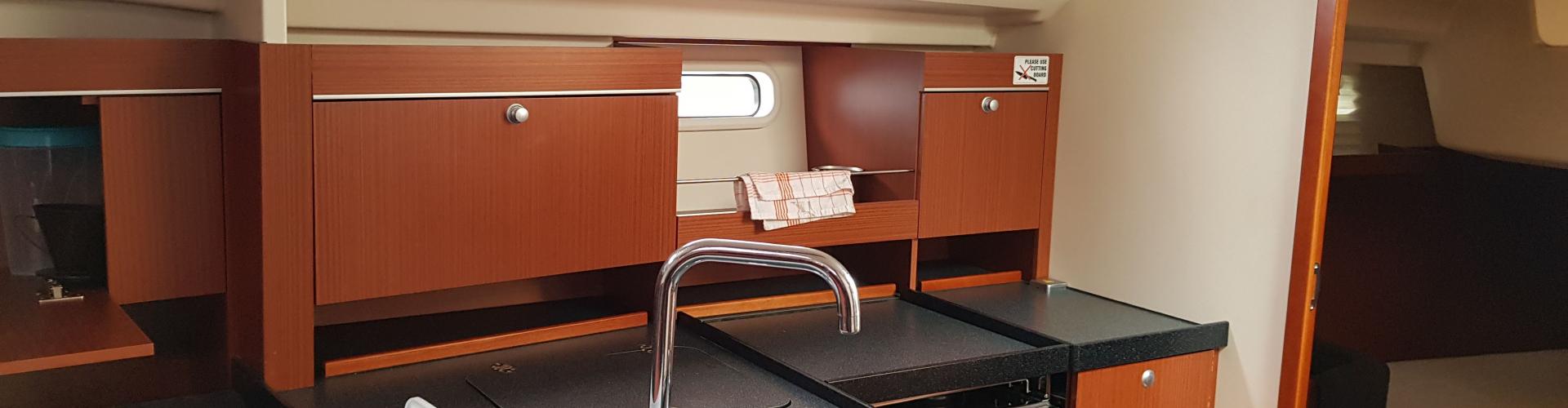 2016. Hanse 415