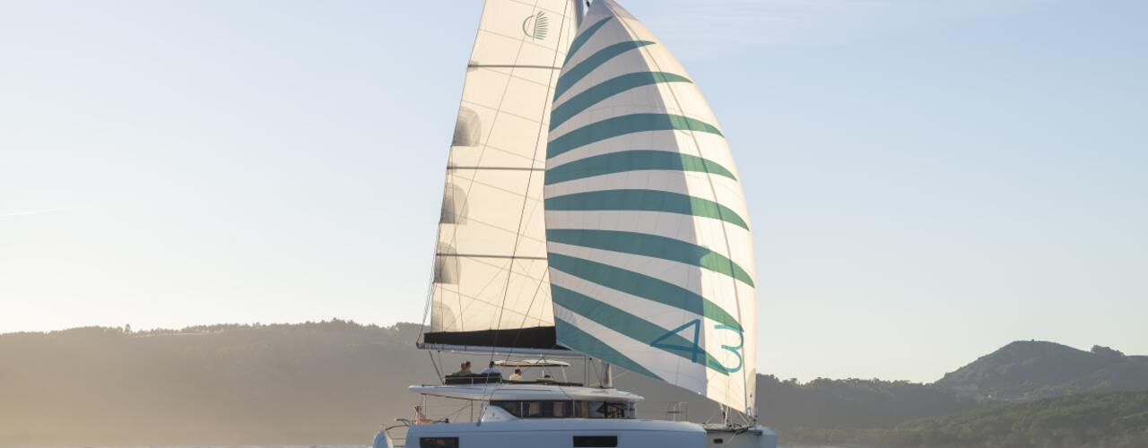 Lagoon 43