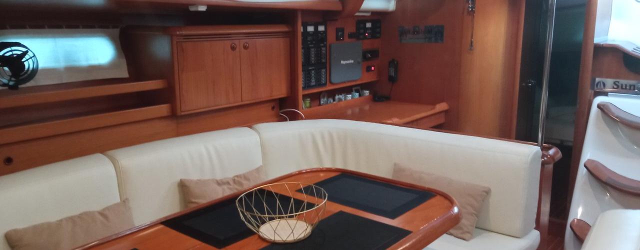 2006. Sun Odyssey 49