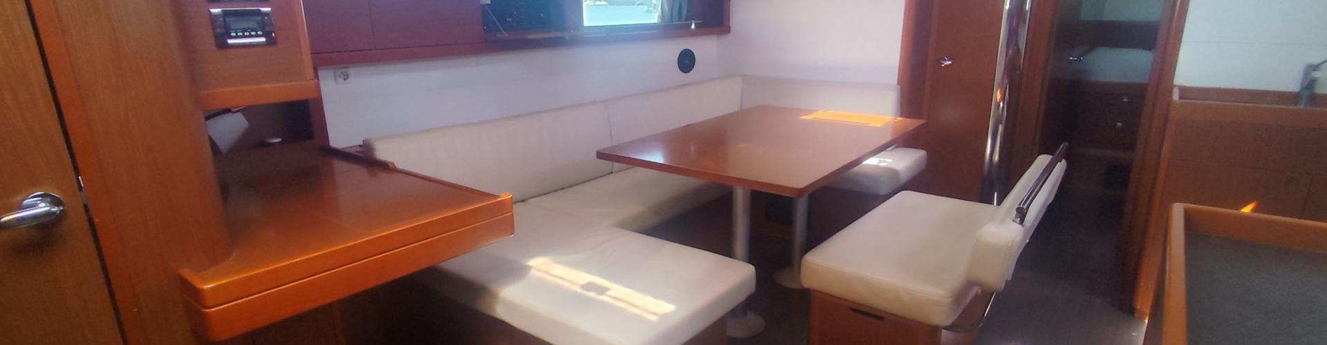 Segelboot Oceanis 48