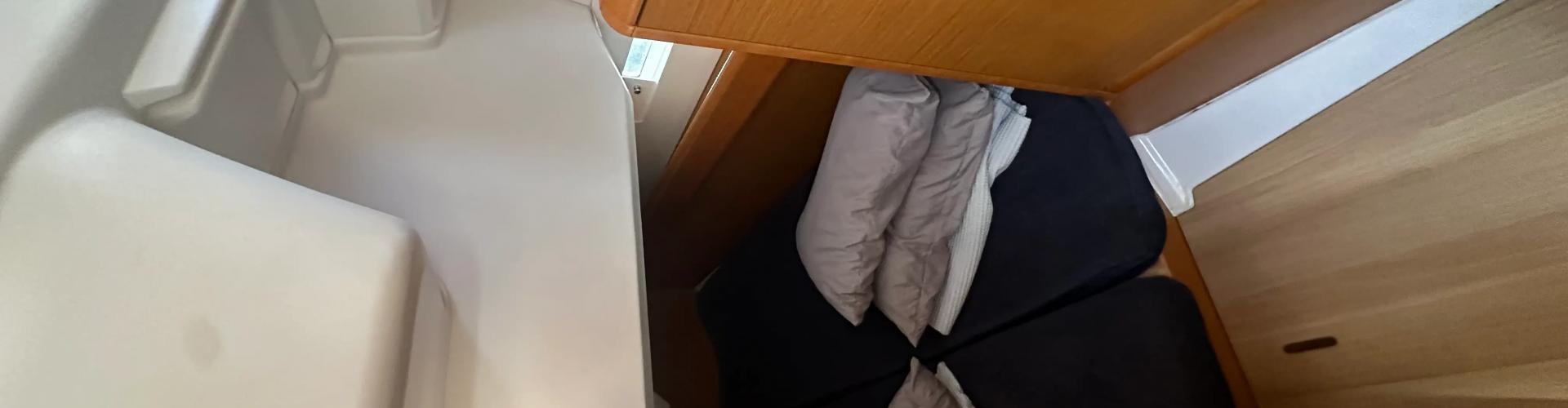 2013. Sun Odyssey 379