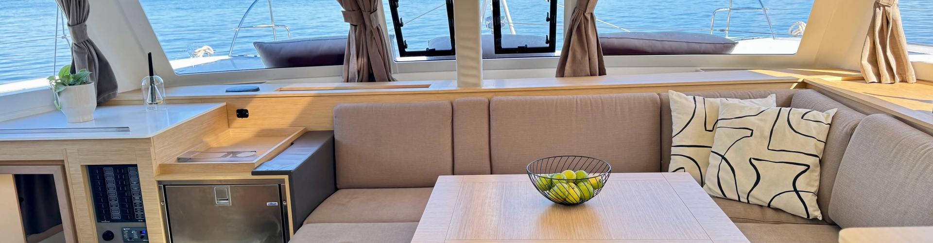 2024. Fountaine Pajot Isla 40