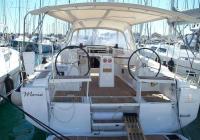 Segelboot Oceanis 38 Trogir Kroatien