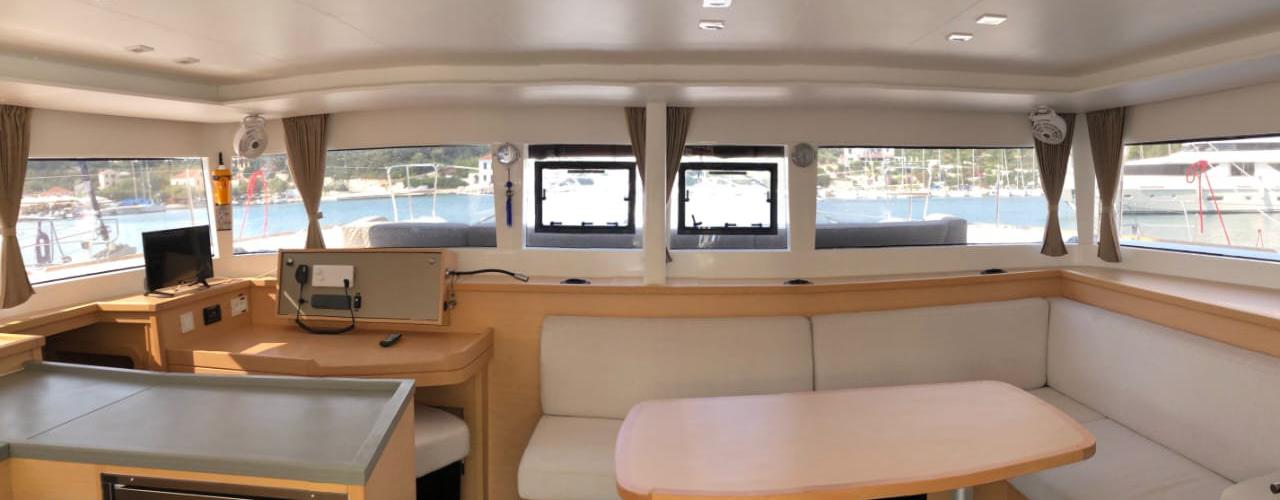 2019. Lagoon 450 Fly