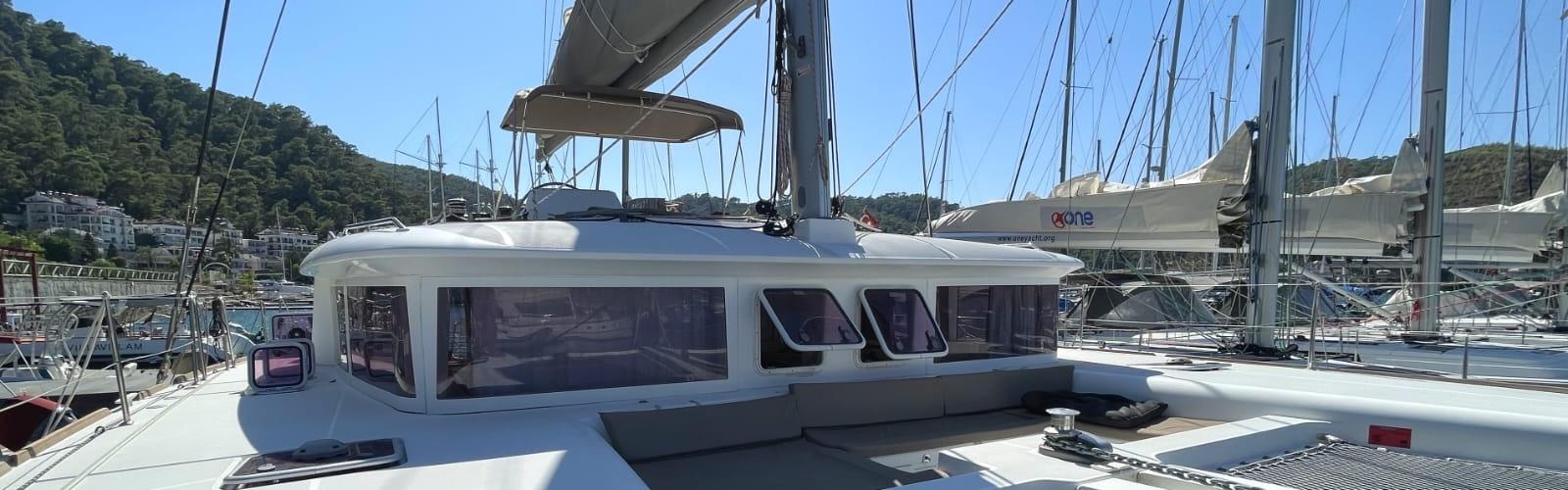 2013. Lagoon 450 Fly
