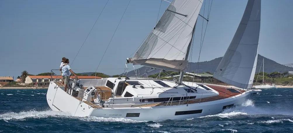 Sun Odyssey 440