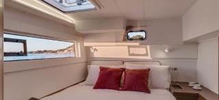 2022. Lagoon 40