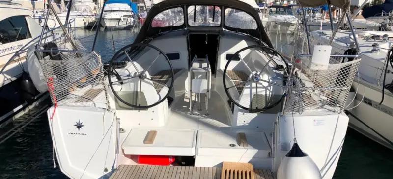 Sun Odyssey 349