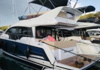 Motorboot Sealine F430 Pula Kroatien