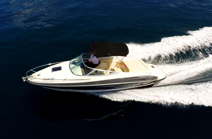 Motorboot- und Schnellbootvermietung